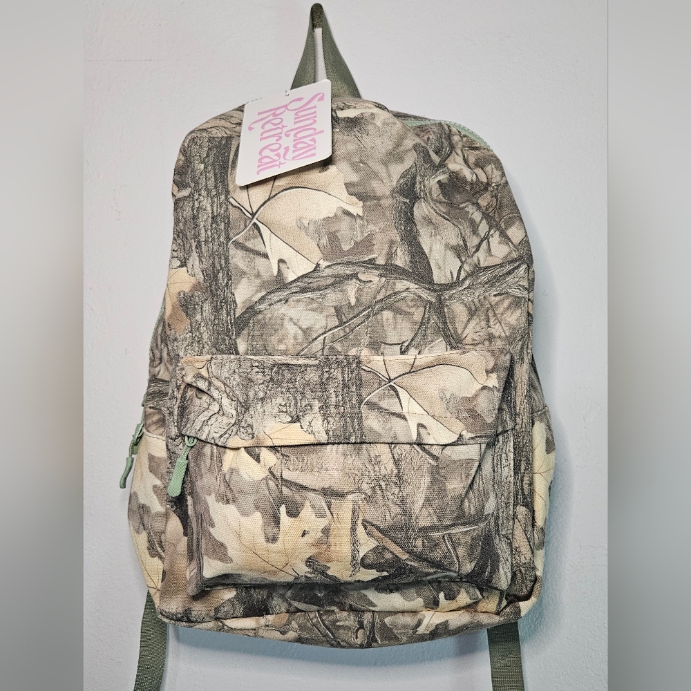 Sunday Retreat camo backpack Cotton Fabric 15 inch tall NWT Camouflage Unisex